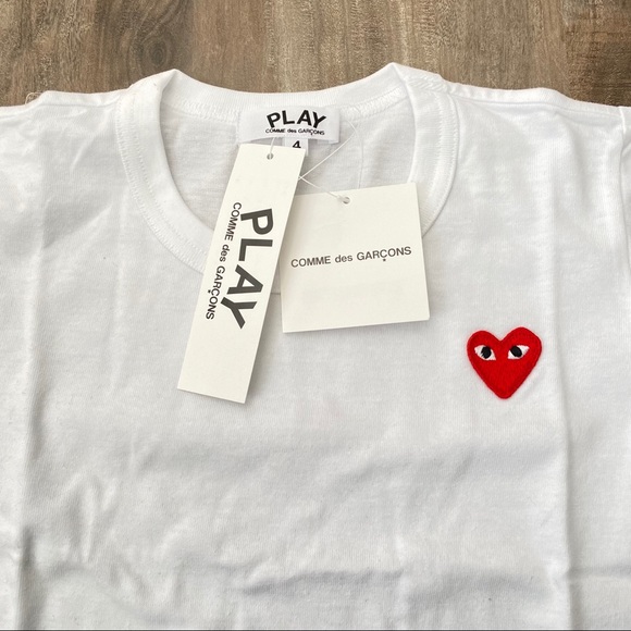 Comme des Garcons Play Kids White & Red Tshirt - Picture 3 of 5